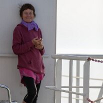 IMG_3494 06/08/2018 - Voilà l'expression de bonheur de l'émigrante qui va découvrir le Nouveau Monde 8-) Well, I was certainly very happy to hit the open sea actually I...
